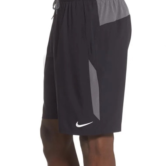 Nike Men Shorts Contend Volley Swim Trunks NESSA482-001 Black Gray Small $60 NWT - Picture 2 of 6